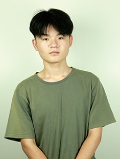 黄靖奡